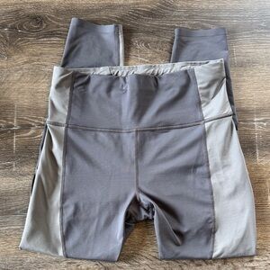 Athleta Women’s Gray Leggings Size M